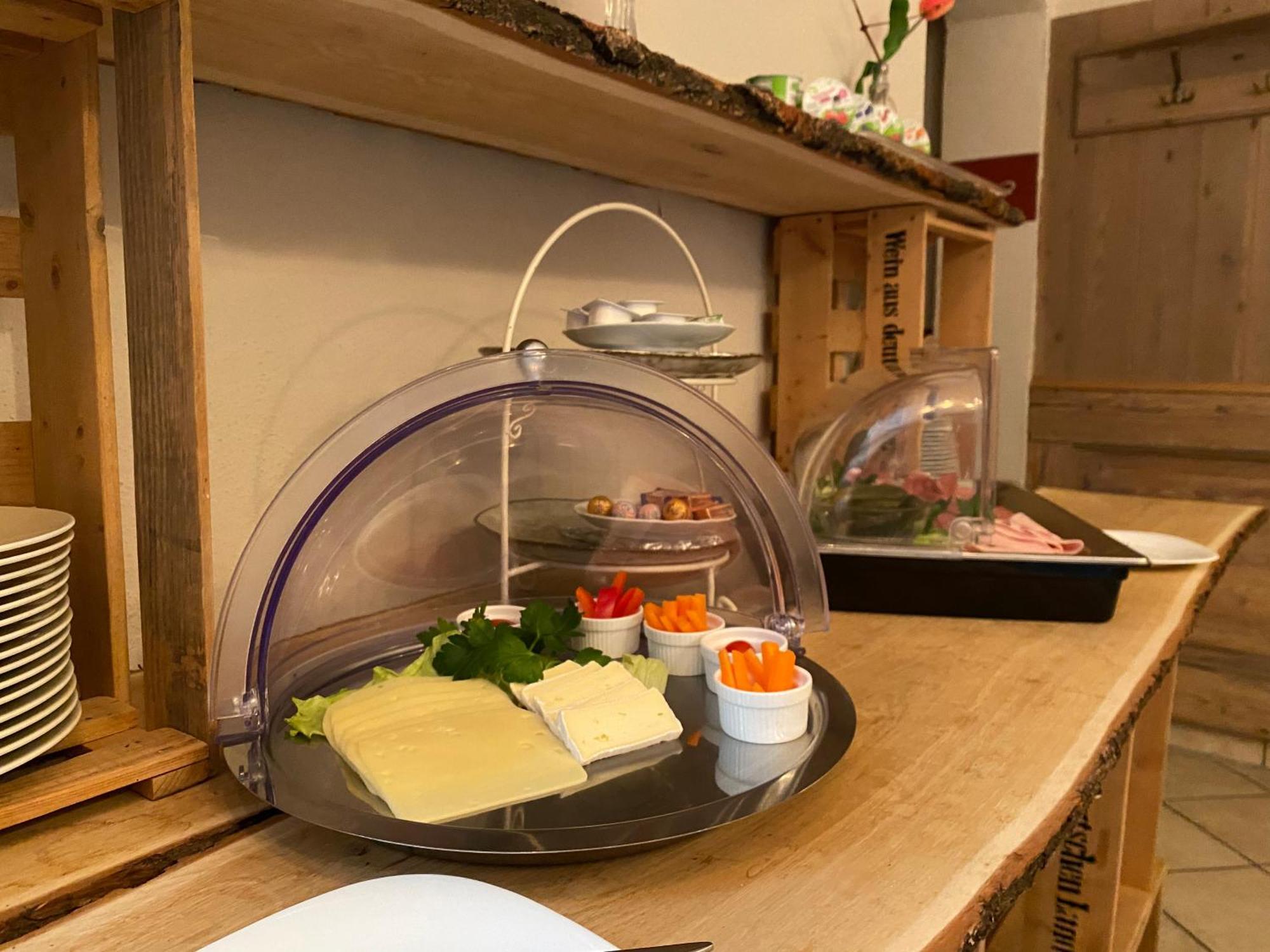 Hotel Weinstube Am Markt Gerolzhofen Экстерьер фото