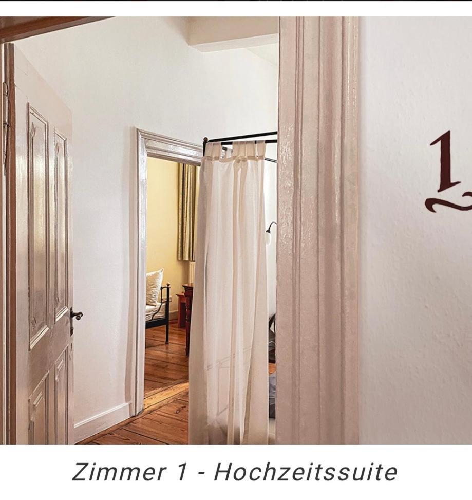 Hotel Weinstube Am Markt Gerolzhofen Экстерьер фото